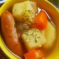 ◇紗羅◇'s cooksnap of when they made ソーセージとざく切り野菜のポトフ.