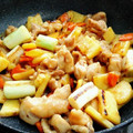 ちぃぼう68's cooksnap of when they made 鶏肉とさつまいもとねぎの甘辛炒め.