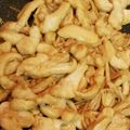 なめネコ's cooksnap of when they made 鳥むね肉の簡単ガリバタしょうゆ炒め.