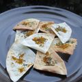 ジョングレ's cooksnap of when they made 餃子の皮で♪カレーチーズスナック.
