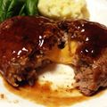 もぐもぐちょりす's cooksnap of when they made ソースが美味かさ増しチーズinハンバーグ.