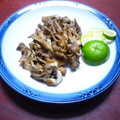 かこ☆かっちゃん's cooksnap of when they made 簡単おつまみ*焼き舞茸のすだち味噌和え.