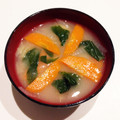 なつき☆ミ's cooksnap of when they made いつもの味噌汁が白だしでお澄まししたよ.