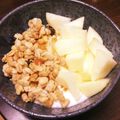 ayaakari's cooksnap of when they made 朝食に☆林檎シリアルヨーグルト.