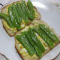 miyuki12's cooksnap of when they made 絹さやシャキッ❤うちのハムタマヨサンド☺.