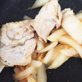 ぽる＊'s cooksnap of when they made 簡単玉ねぎたっぷり生姜焼き.