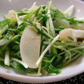 くまんぼう's cooksnap of when they made ☆簡単♪かまぼこと三つ葉のわさび醤油和え.