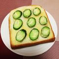 _xxxmari's cooksnap of when they made ★★キューリでわさび。マヨトースト★★.