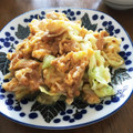 YUKIKI☆'s cooksnap of when they made キャベツと卵となめたけの炒め物.
