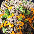 ママ☆パンダ's cooksnap of when they made 牛肉と舞茸、パプリカのオイスター炒め.