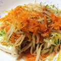 oha2016's cooksnap of when they made 豆腐ともやしのサラダ.