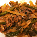めぇプー♪'s cooksnap of when they made にんにくの芽と牛肉の簡単炒め物.
