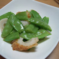 ケンキチ's cooksnap of when they made さやえんどうとちくわ和え.