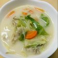 YUuChegogo's cooksnap of when they made 豚肉とキャベツとキノコのみそミルクスープ.