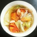 はるシェフ's cooksnap of when they made レタスとトマトとソーセージのスープ.