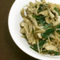 みがつくひと's cooksnap of when they made 舞茸とニラのささっと炒め.