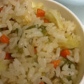 Santorini's cooksnap of when they made 簡単 冷やご飯で エビピラフ.