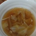紅茶とチーズケーキ's cooksnap of when they made 春キャベツとエノキのお吸い物.