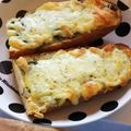 有頂天家族's cooksnap of when they made チーズ大葉のフランスパン.