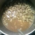 ゆたかんｙｕｔａｋａ's cooksnap of when they made もつビール煮込み…臭みがなくなる下処理….