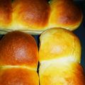 のぶよっしー's cooksnap of when they made HBで♡ホワイトチョコレートのちぎりパン.