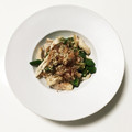 yamanenico's cooksnap of when they made さっぱり☆オクラと蒸し鶏の梅おかか和え.