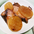 えこぶぅ's cooksnap of when they made 簡単！ブリ大根照り焼き風.