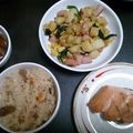キレねんこ's cooksnap of when they made ホウレン草とジャガイモのカレー炒め.