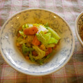 violets's cooksnap of when they made ★白菜とウインナーのウェイパー炒め★.