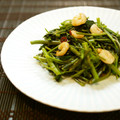 Kenmamac's cooksnap of when they made ✿殻付海老と空芯菜炒め✿.