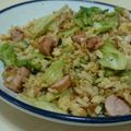エリ5's cooksnap of when they made 古いレタスが主役①レタス入黄金チャーハン.