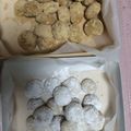 ノンノンノンノ's cooksnap of when they made スノーボールクッキー。簡単！2種類！.