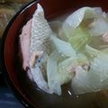 さくみょん's cooksnap of when they made 鮭のあらを使った野菜たっぷりみそ汁.