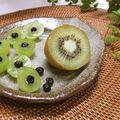まっちぃなー's cooksnap of when they made マスカット＋ブルーベリーで♪緑のお花✿.