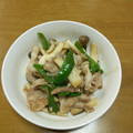 ゆりん0809's cooksnap of when they made 豚バラのピーマンとエリンギさっぱり炒め♡.