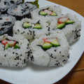 まゆみ母ちゃん's cooksnap of when they made かにかまの裏巻き寿司.
