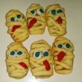 Mikidoz's cooksnap of when they made ハロウィン☆ミイラのチョコ包みクッキー.