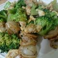 よつば1201's cooksnap of when they made 帆立とブロッコリーのふんわり卵炒め.