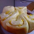shin0c0's cooksnap of when they made 炊飯器でコーンパン.