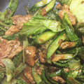 さくちゃん１５'s cooksnap of when they made サバ味噌煮缶ときゅうり、レタスの炒めもの.