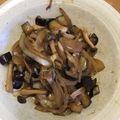 ぎゅりなーら's cooksnap of when they made ほっこり☆きのことナスdeバター醤油.
