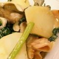 tet0908's cooksnap of when they made じゃがいもと舞茸のバター醤油炒め.