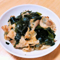 もかちんらぶ's cooksnap of when they made 豚肉とわかめの炒め物.