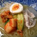 大魔女's cooksnap of when they made 鶏塩スープの冷麺～むね肉をつかって♪.