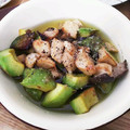 らりるれろろんぱ's cooksnap of when they made ☺簡単おつまみ♪アボカドのアヒージョ☺.