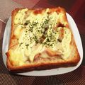 pe_summer☆'s cooksnap of when they made 朝5分！サーモン＆チーズトースト.