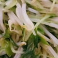 Emiko's cooksnap of when they made 簡単‼モヤシとネギと水菜の炒めもの.