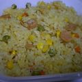 わ　わ's cooksnap of when they made 炊飯器で簡単！おいしい！カレーピラフ.