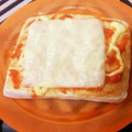 りょうびん's cooksnap of when they made 簡単すぎるおつまみ!はんぺんのチーズ焼き.