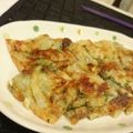 ema_sg's cooksnap of when they made アンチョビと大葉のじゃがいもガレット。.